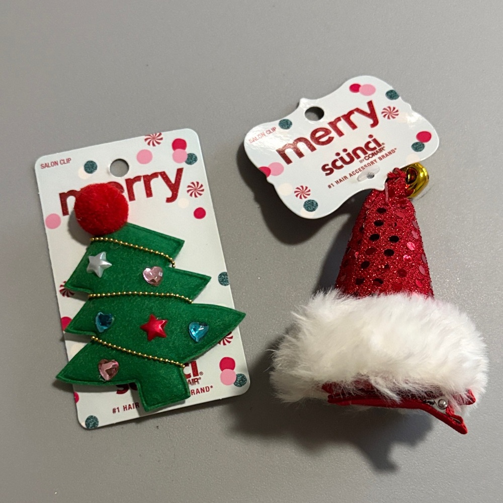 Scunci Festive Green Tree and Red Hat Hair Clips